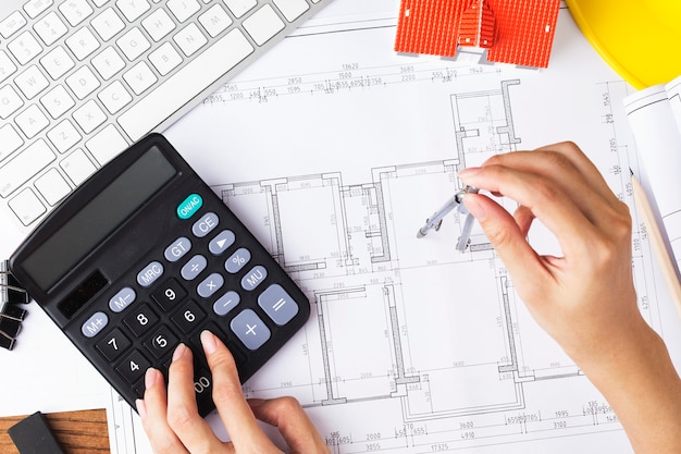 Construction planning with construction drawings and accessories