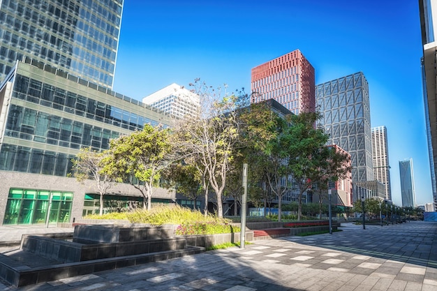 Photo contemporary urban space with skyscrapers and shadow play