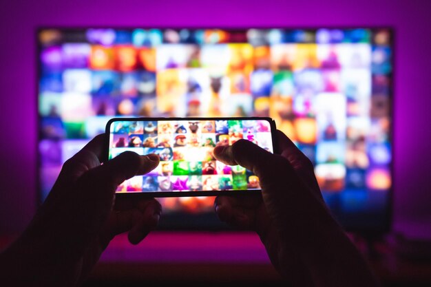 Foto controllare la tv con lo smartphone