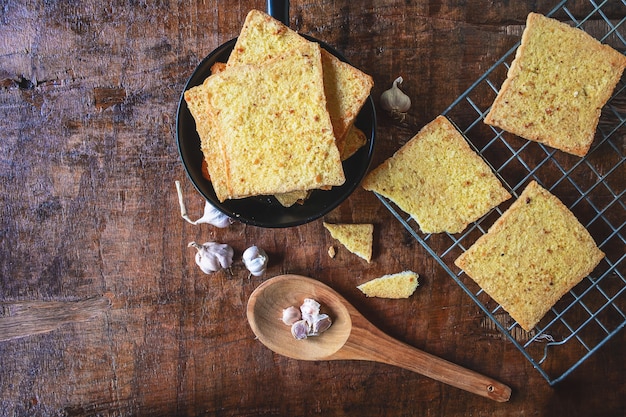 Cook fresh garlic bread from the oven