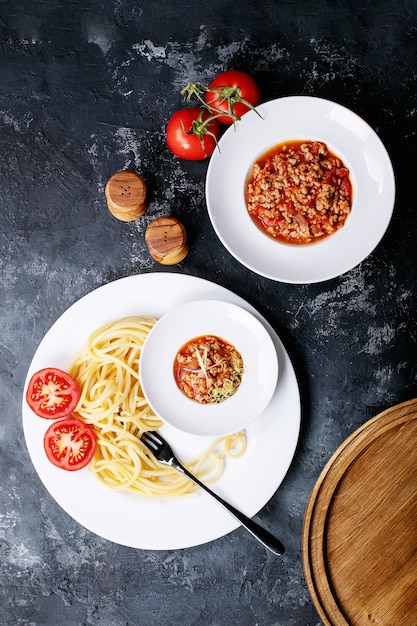 Cooked spaghetti bolognese