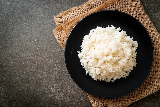 cooked Thai jasmine white rice on plate