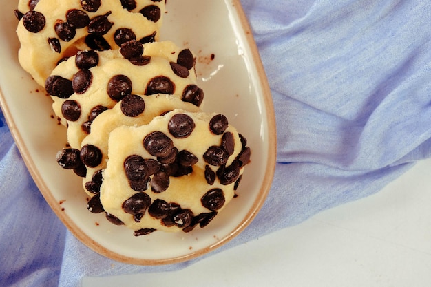 cookies with chocolate chips