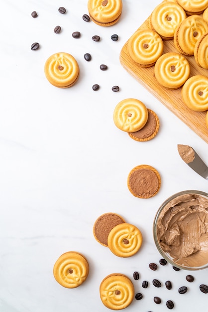 cookies with coffee cream