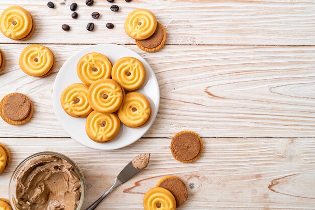 cookies with coffee cream