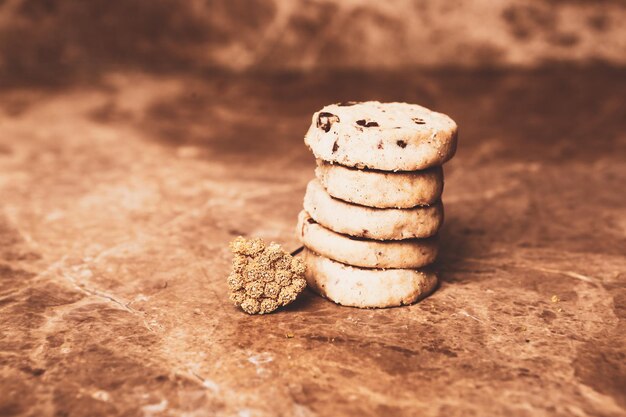 cookies with dark chocolate chips