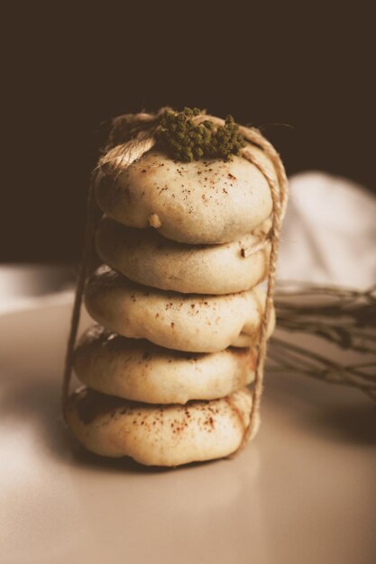 Foto biscotti con scaglie di cioccolato fondente