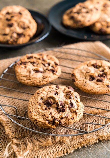 cookies with dark chocolate 