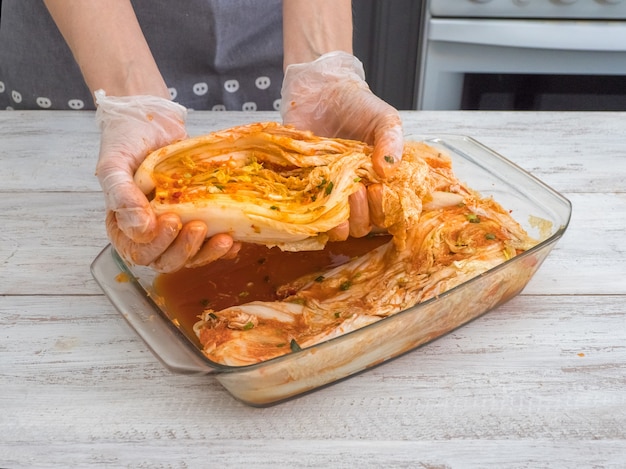 한국 음식 신선한 김치 요리, 한국 전통 음식 김치.