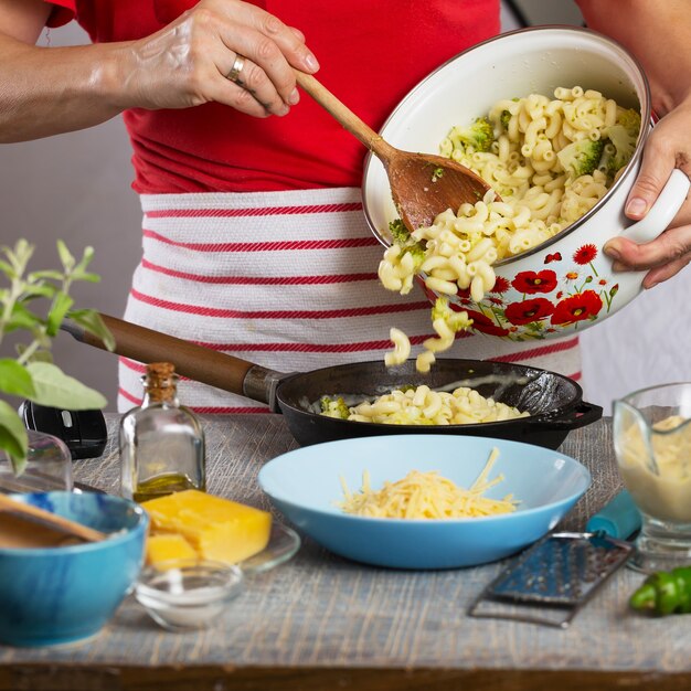 Cooking Pasta! Elbow macaroni with broccoli