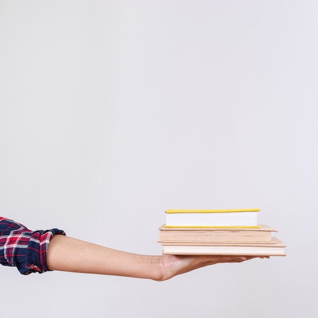 Foto pila di libri copia-spazio