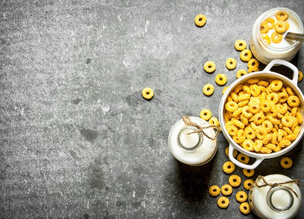 Corn cereal with milk