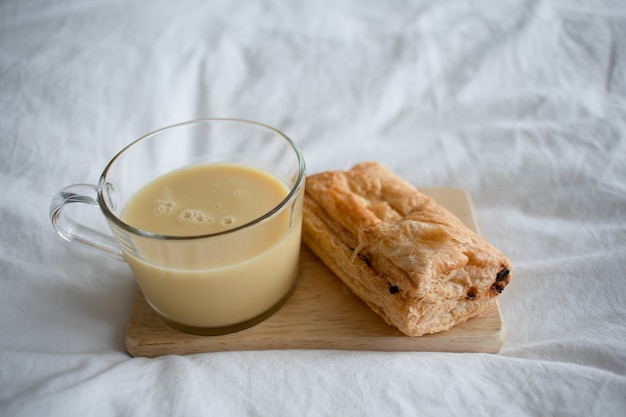 Corn milk with puff pastry.