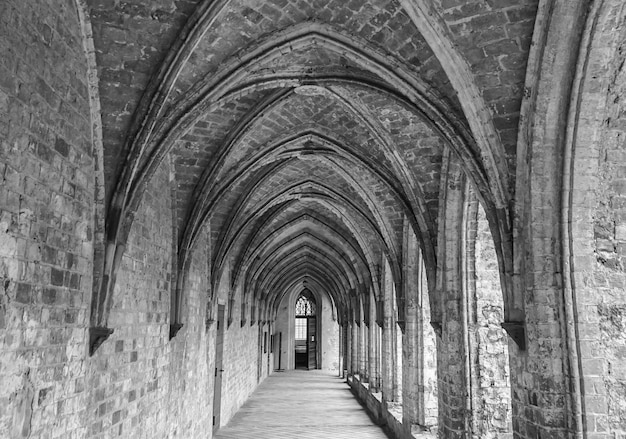 Photo corridor of old building