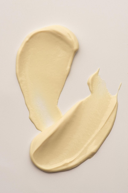 Cosmetic cream smears commentary texture