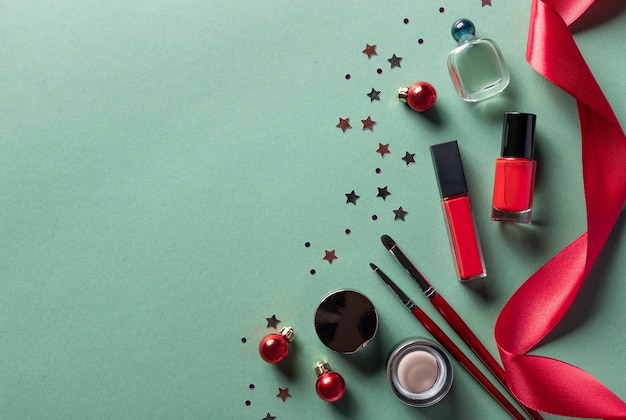 Cosmetic products with Christmas decor