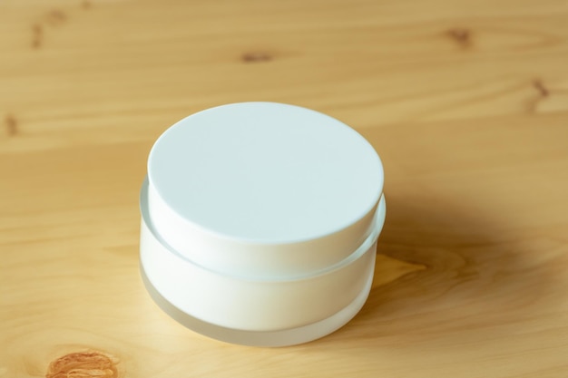 cosmetisch branding concept crème fles mooi cosmetisch verpakkingsproduct en lege ruimte