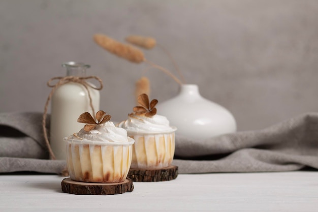 Cottage cheese cakes on the table