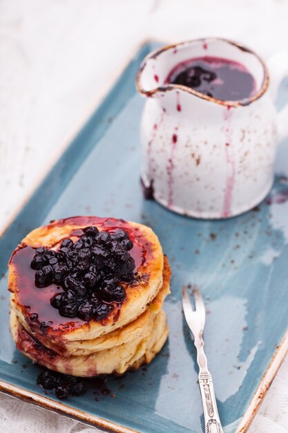 Cottage cheese pancakes with blueberry jam