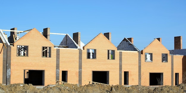 Cottages in the process of construction Wooden arch roof Roof under construction