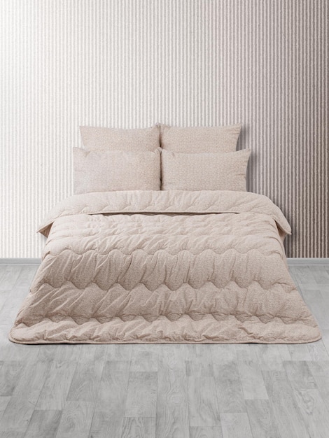 хлопковое одеяло в хлопковом чехле, окантованное по краю текстильной лентой, утепленное