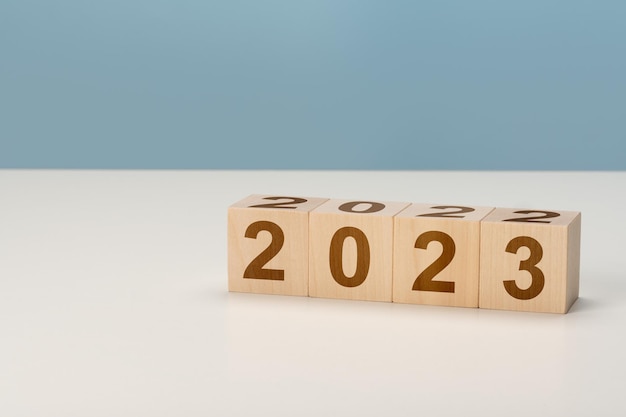 Countdown 2023 tijd voor nieuwe start Nieuwjaar Concept voor visie nieuwjaar 2023 Bedrijfsmanagement Inspiratie tot succes ideeën en doelen kopieer ruimte