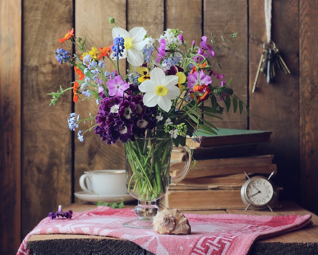 Country still life with bouquet 