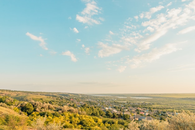 Foto campagna al tramonto