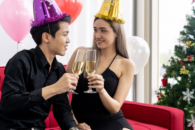 Couple celebrate new year party