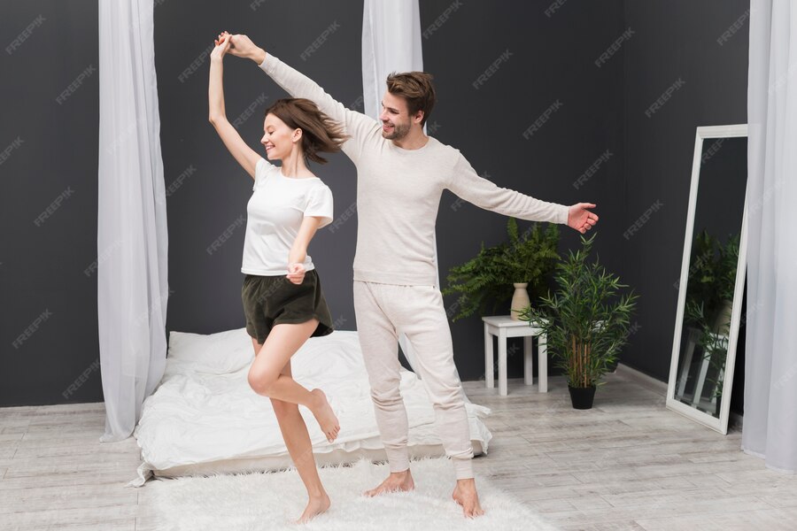Танцы дома