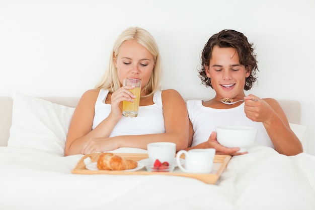 Couple eating breakfast