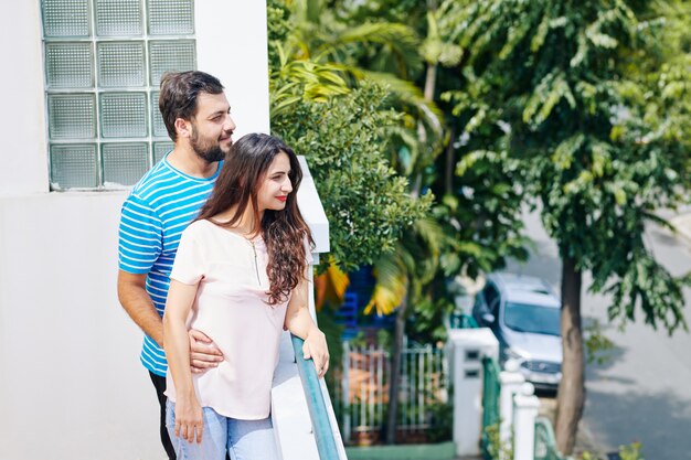 Couple enjoying city view