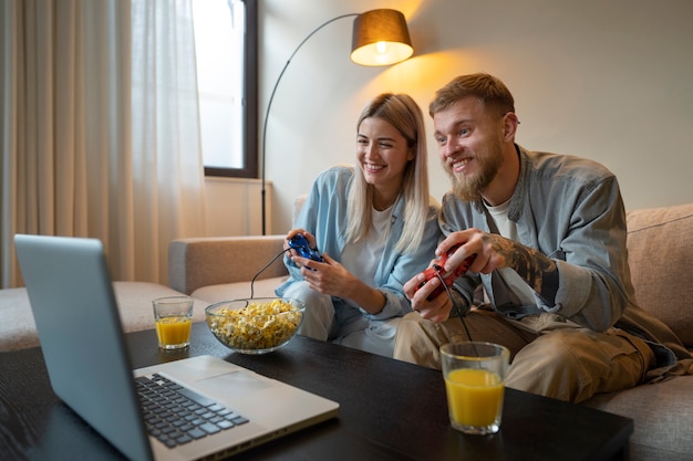 Photo couple at home spending time together