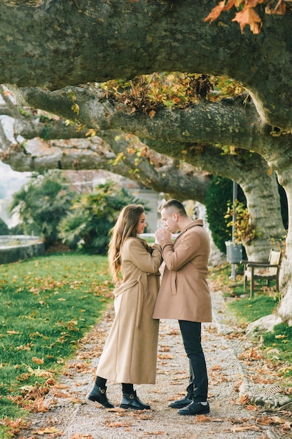 Couple Lake Como