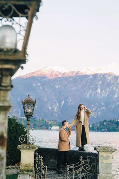 Couple Lake Como