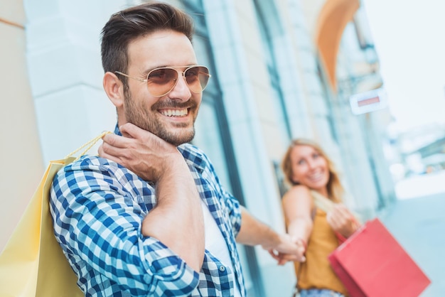 Couple in shopping