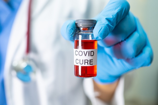 Covid-19 coronavirus vaccin ontwikkeling medisch voor arts.