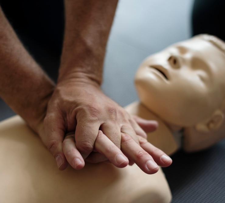 Photo cpr first aid training class