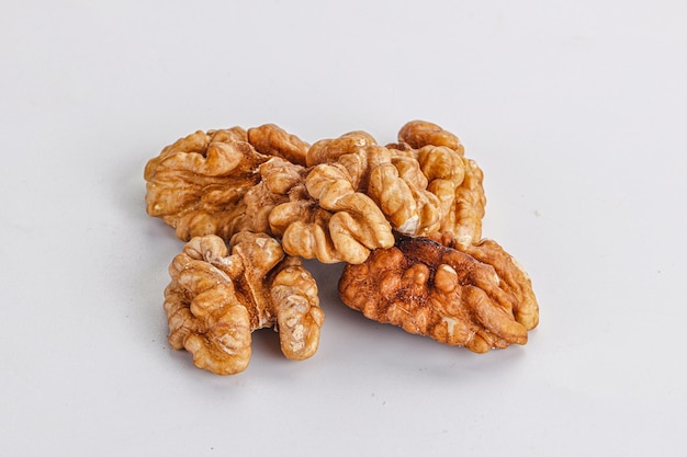 균열 된 핵 walnut 어리 고립