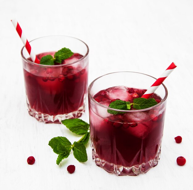 Cranberry cocktail with mint