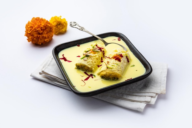Cream Chop of Malai Chop populair in Bangladesh en India