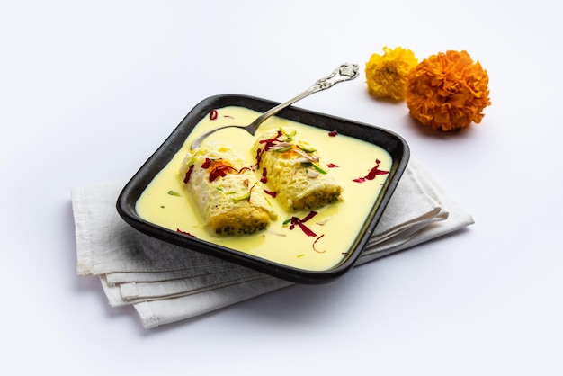 Cream Chop of Malai Chop populair in Bangladesh en India