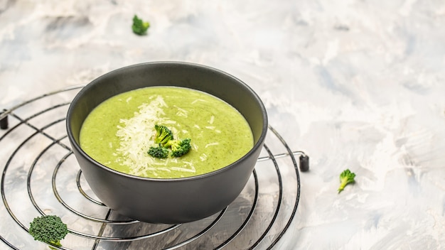 Cream of Green Vegetable Soup. Clean eating, dieting, vegan, vegetarian