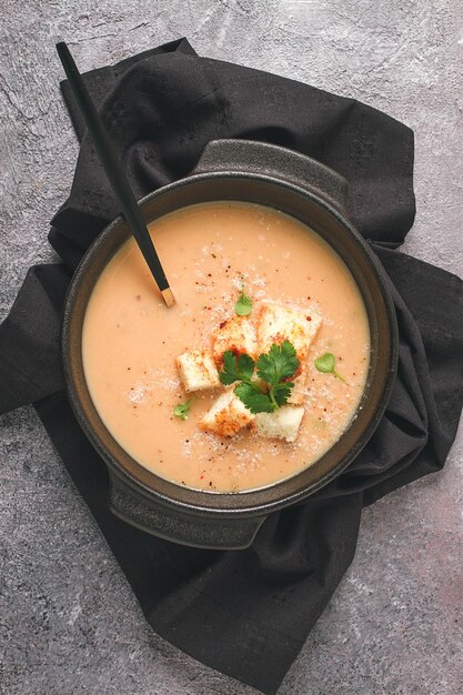 スープ クリーム プリー スープ ベージュ キノコ 洋<unk> カリフラワー ベジタリアン スープ