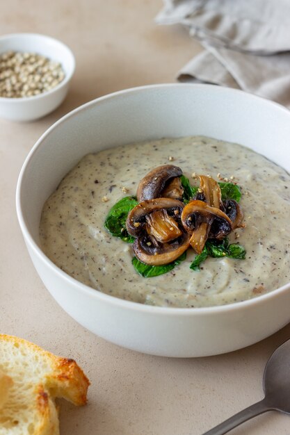 Cream soup with mushrooms and spinach