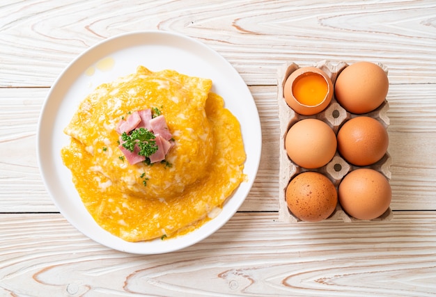 Creamy Omelet with Ham on Rice or Rice with Ham and Soft Omelet