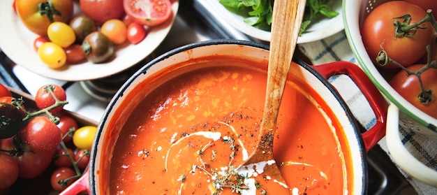 Foto idea di ricetta di fotografia cremosa di salsa di pomodoro cibo