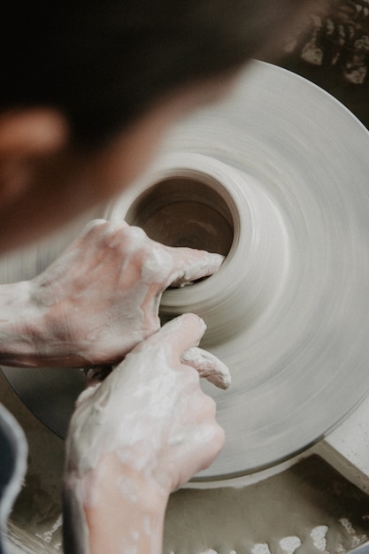 Creating a jar or vase of white clay