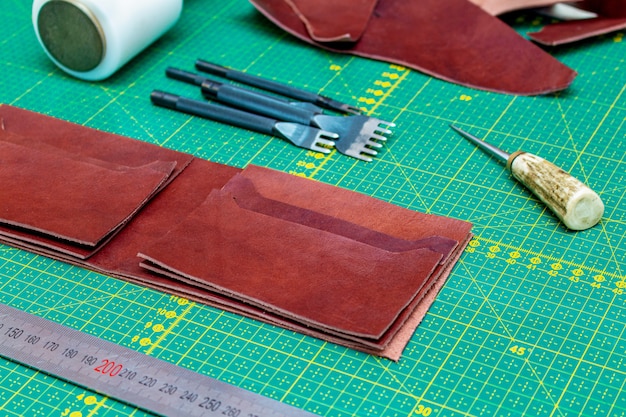 Создание шитья из кожи ручной работы, кошелек leathercraft