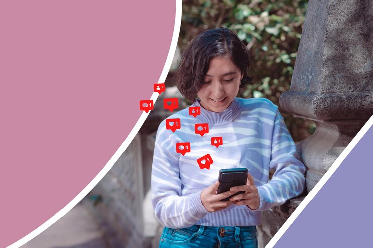 फोटो creative photo a girl is standing and looking at her cell phone you have free space for text